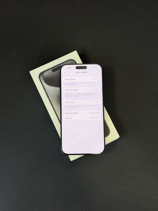 Продавам iPhone 16 PRO MAX