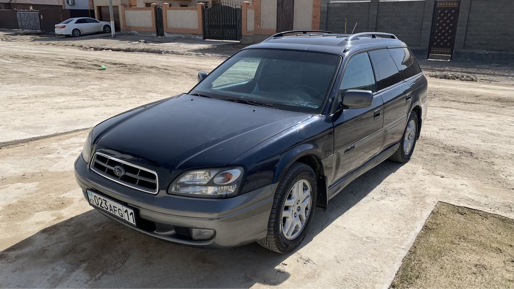 Subaru outback 2.5 awd