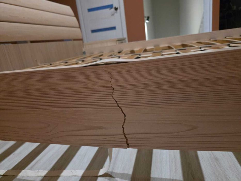 Двухспальная кровать