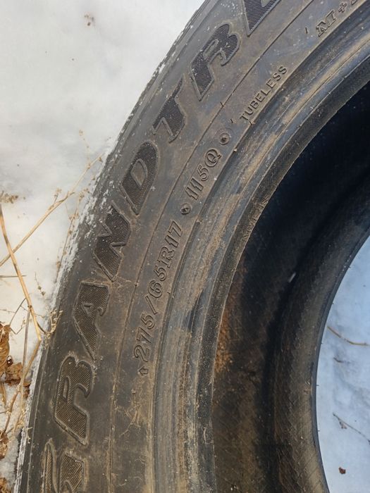 Продам шины на 17"