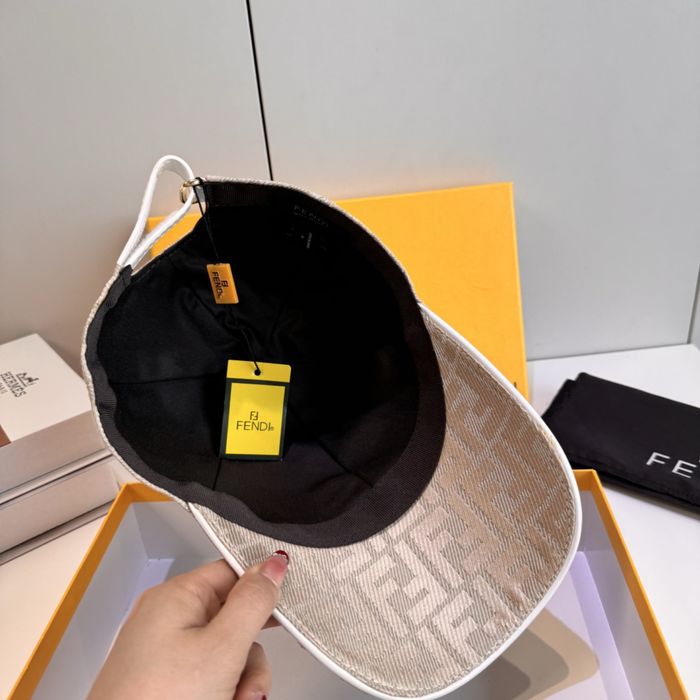Sapca Fendi , calitate premium , pe comanda , noua