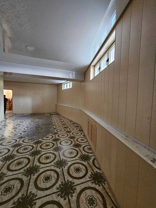 Сдаётся в аренду двор 
под хостел, детский сад