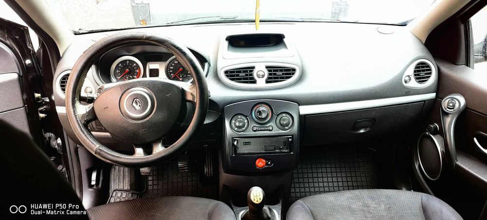 Renault clio 3 2007г 1.5dci климатик