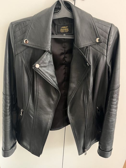 Продам кожанную куртку кожанка