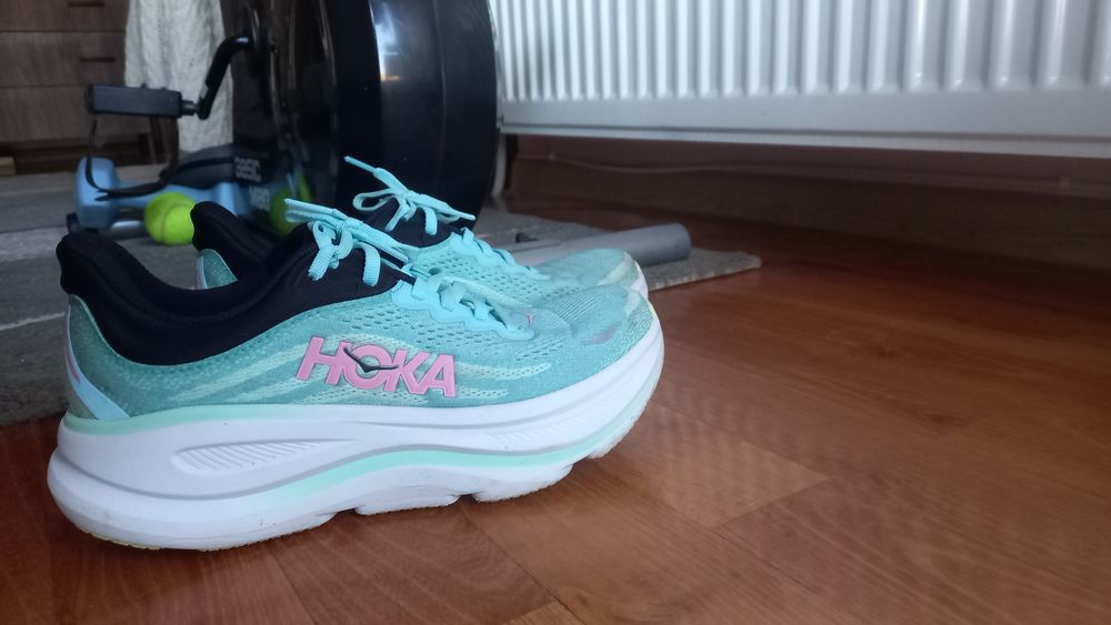 Маратонки Hoka Bondi 9