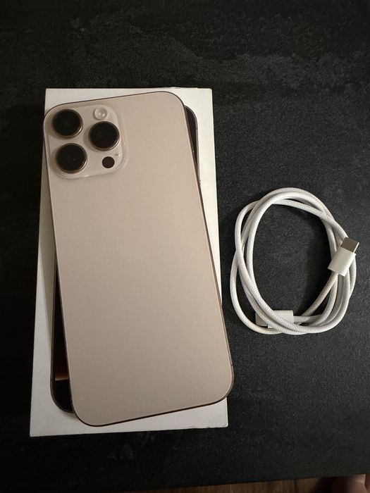 iPhone 16 Pro Max 256GB DsrTit