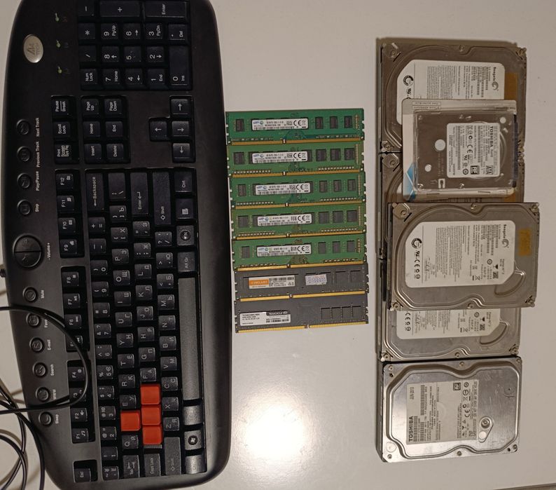 AZU 4gb DDR3.. Винт 500 gb