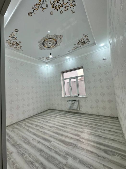 2 этаж катеж сотилади , мевастон тойхонаси ёни