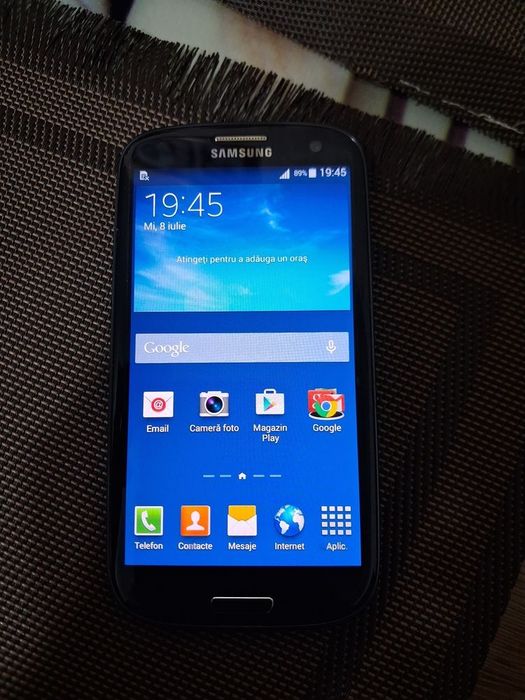 Vând samsung s3 neo