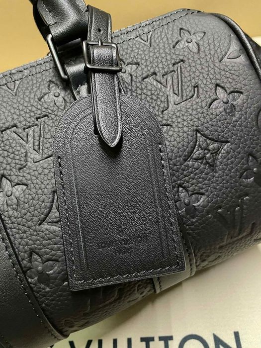 Louis Vuitton Keepall Bandoulière 25