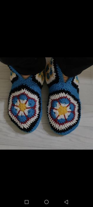 Вязаные тапочки отличные