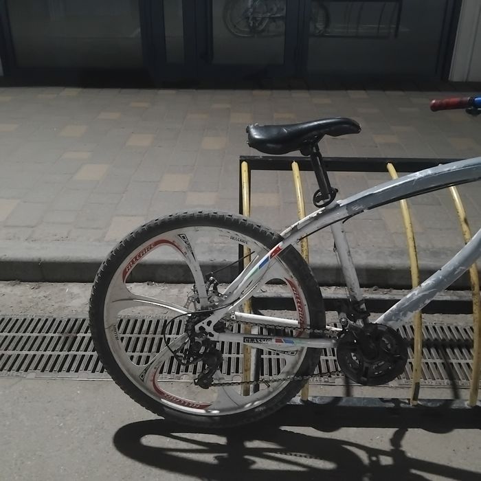 Продаю велик BMW