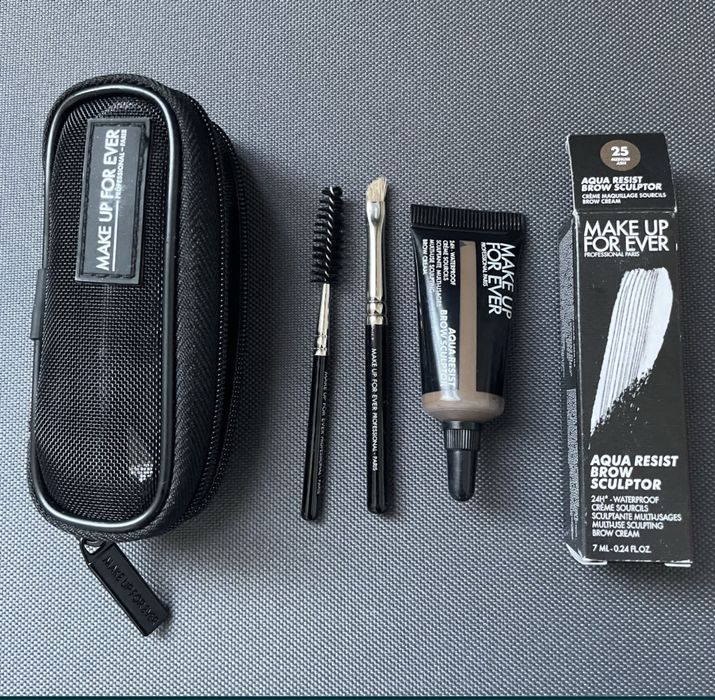 Make Up For Ever Aqua Resist Brown