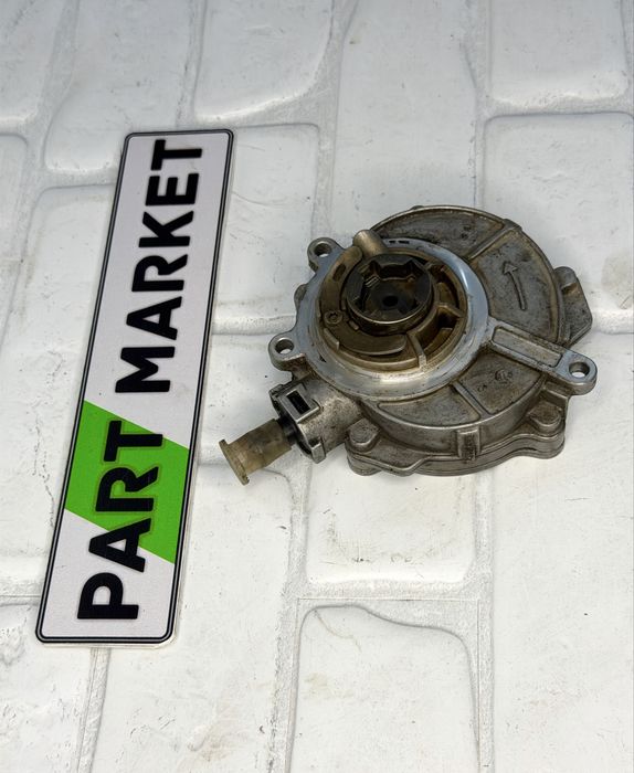 Вакуум помпа AUDI 3.0TFSI 06E145100M