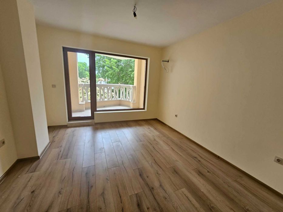 Тристаен Апартамент с паркомясто в  комплекс Varna South Bay Beach Residence - гр. Варна