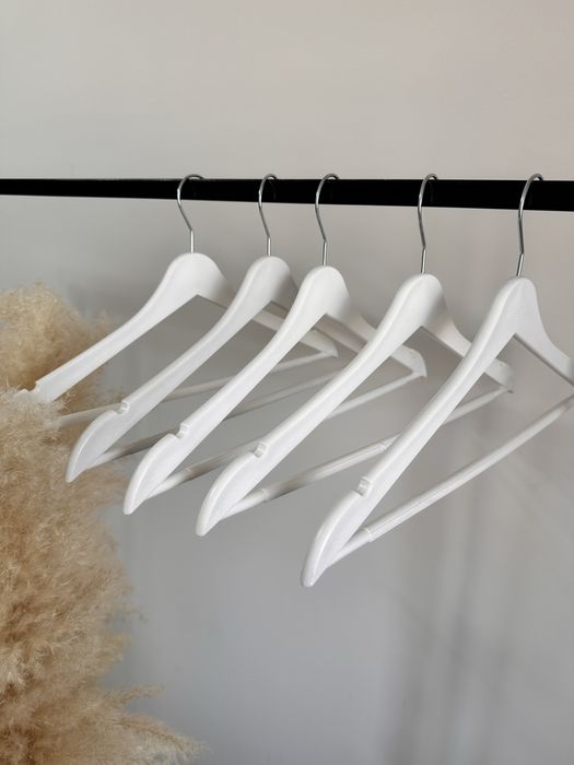 Продам плечики и прищепки  для одежды