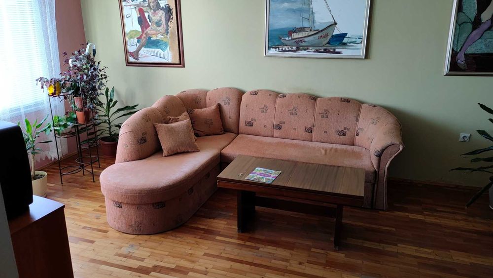 Тристаен апартамент в центъра на гр. Монтана