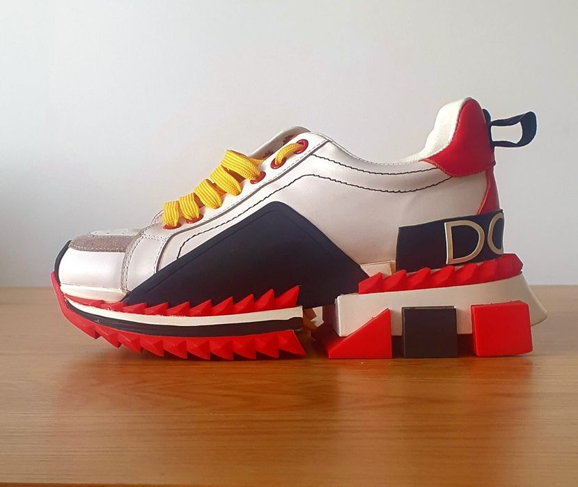 Vand adidași D&G