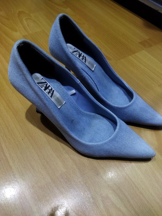 Астана Продаю срочно!!! за 13000 две пары