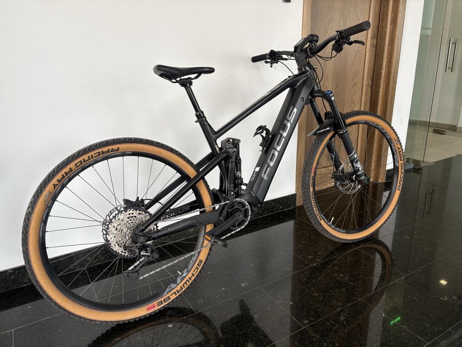 Bicicleta electrica Focus Jam 2 full suspension