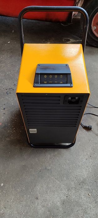 Професионален изсушител Master DH 92, 1200 W, 80 л/24 ч