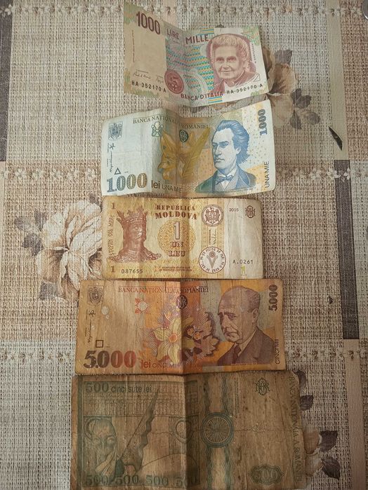 Vând bani vechi lei