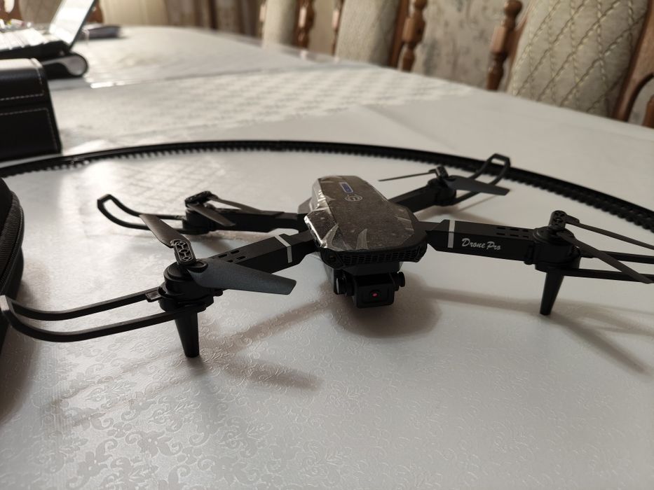 Продам Дрон E 88pro