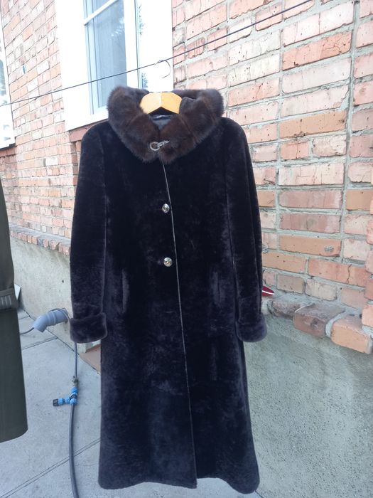 Продам шубу мутоновую