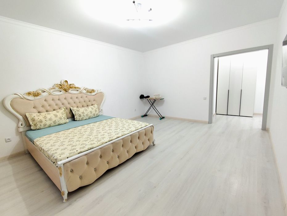 1 ком по суточно Батыс 10.000