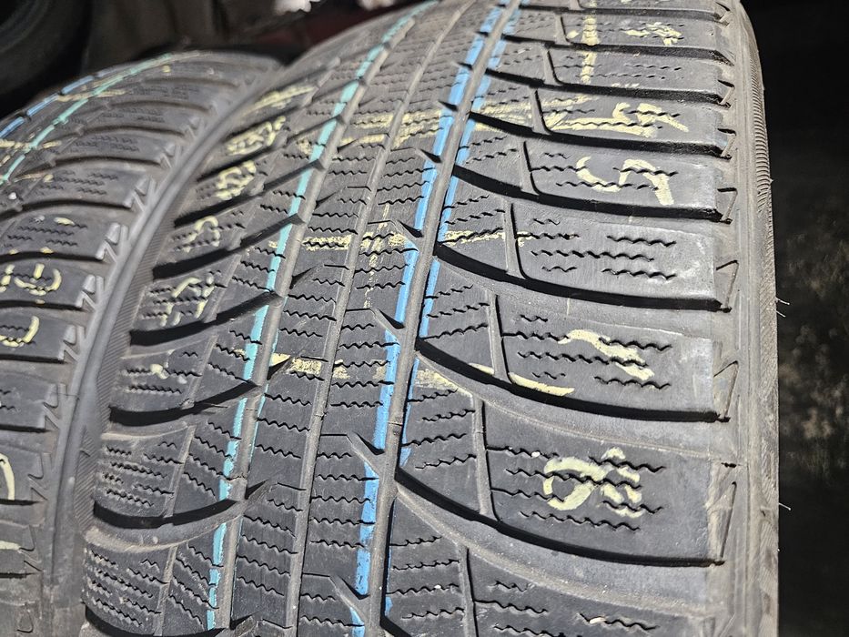 225 45 18 m+s bridgestone