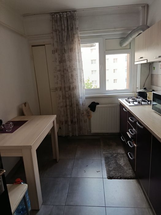 Proprietar inchiriez apartament 2 camere Nord