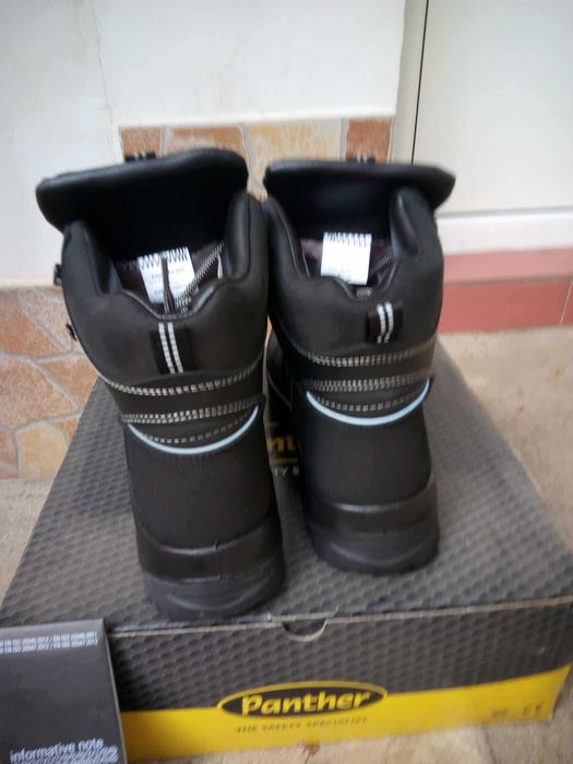 НОВИ Работни обувки Panther Stelvio S3 HRO SRC