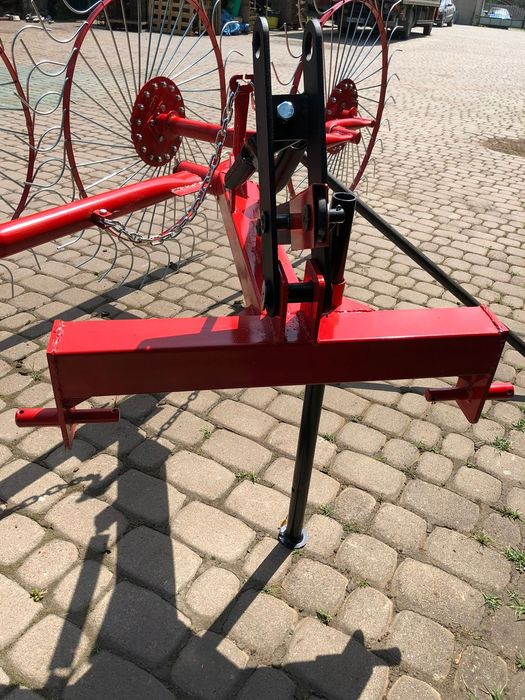 Greblă greblatoare tractor tracotraș cu 4 sori