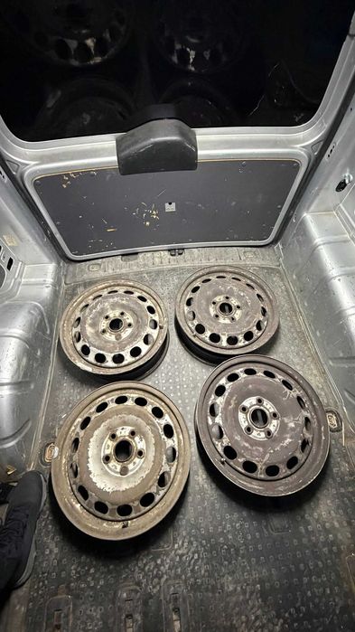 Vând jante table roti vw 16" ET50 5x112