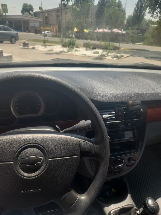 Laseti sotiladi xolati zur