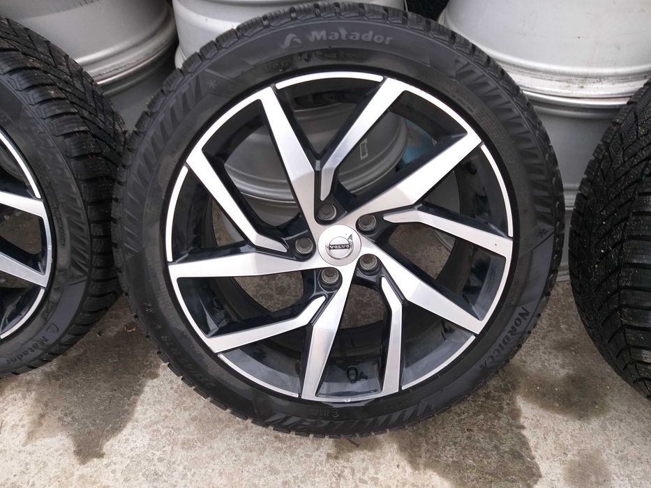 Set 4 anvelope Matador Nordica 235 45 R18 Dot 1922 ci299