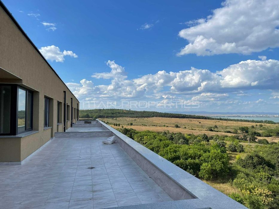 Продава се Тристаен апартамент в Бургас, Меден рудник - зона Д - 106 кв.м за 901 €/кв.м - Снимка #9