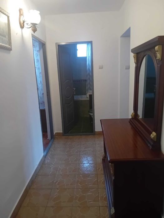 Inchiriez apartament 3camere