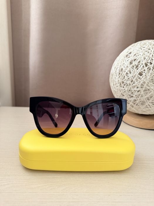 Солнцезащитные очки Marc Jacobs