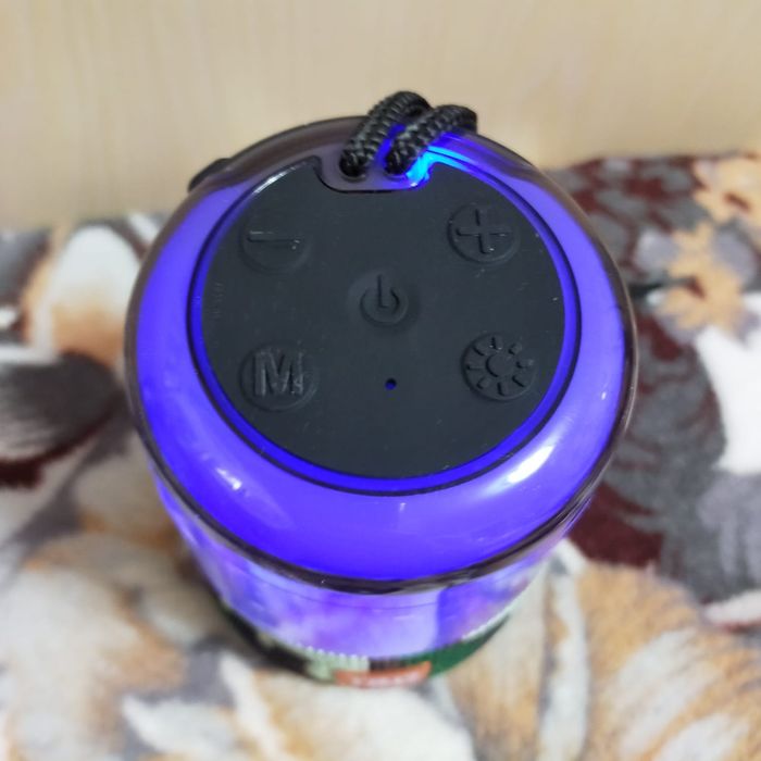 Музыкальная колонка