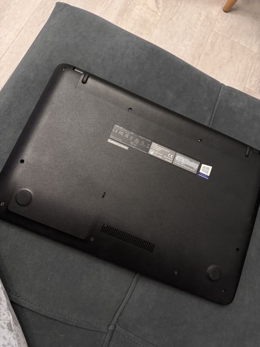 Продается ноутбук Asus