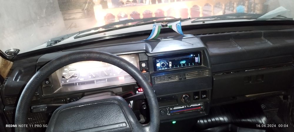 Vaz 21099 sotiladi