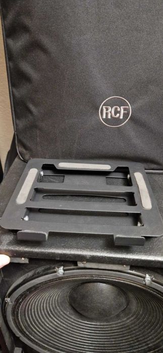 стойка за лаптоп