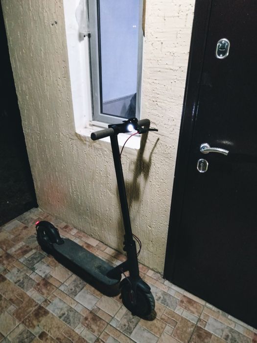 Электросамокат Xiaomi M365