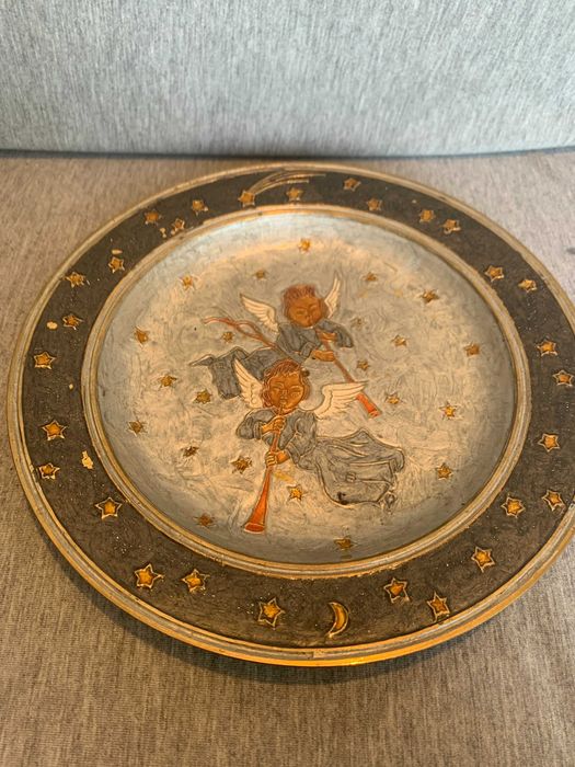 Месингова чиния за стена с ангели