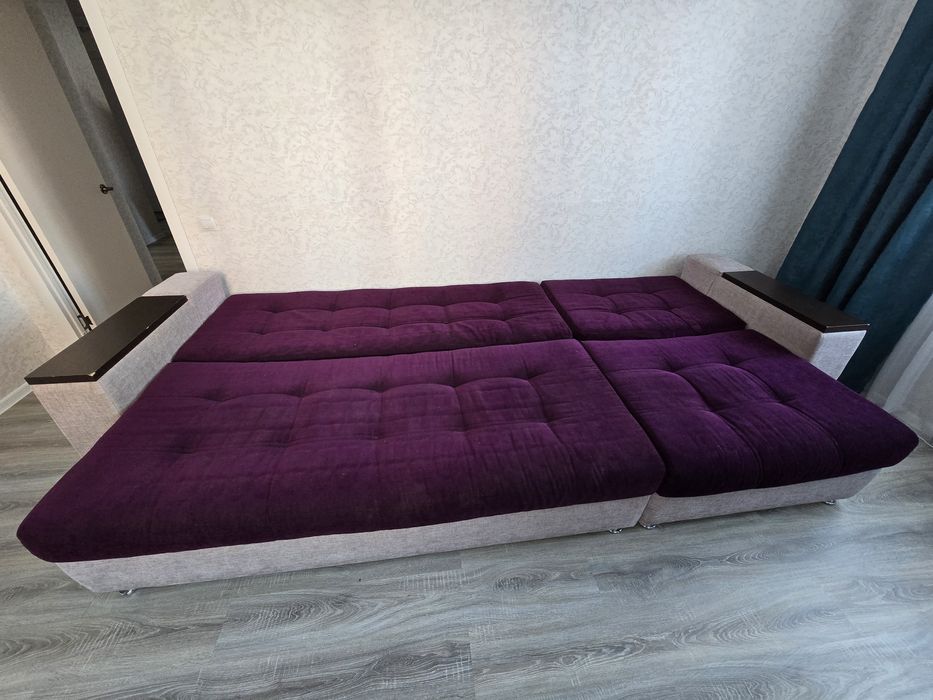 Продам диван 3,5 метра
