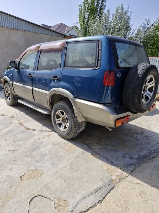 Ниссан Мистрал автокөлігі сатылады