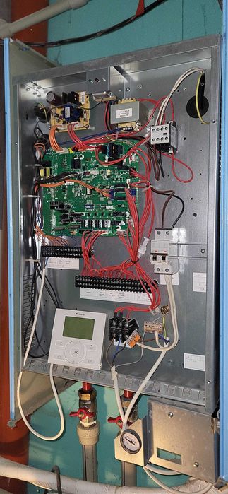 Дайкин Алтерма ERLQ014CAV3 термопомпа изгорял компресор