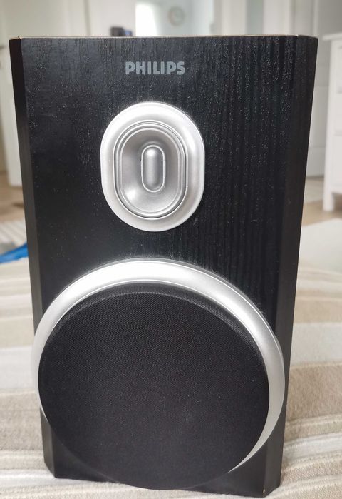 Vând boxă Philips. Stare foarte buna.