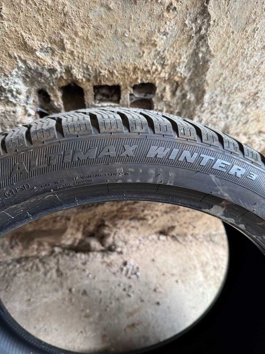 2 броя зимни гуми General ALTIMAX WINTER 3, 225/40/18R, 92V, DOT 3021